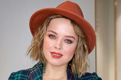 Звезда Comedy Woman Наталия Медведева показала пораженное болезнью лицо