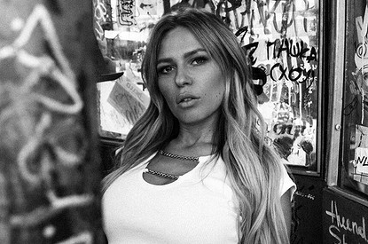 «Бросил вторую девчонку подряд»: Рита Дакота осудила Тимати за участие в шоу «Холостяк»