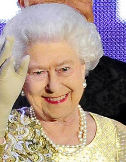 Барон Сибири: королева Елизавета II впервые наградила россиянина титулом