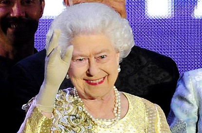 Барон Сибири: королева Елизавета II впервые наградила россиянина титулом