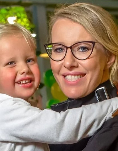 Стало известно, сколько Ксения Собчак заплатит за элитную школу для сына