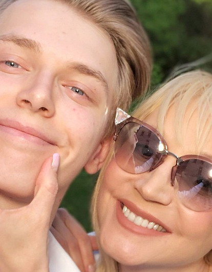 Сын Кристины Орбакайте прокомментировал слухи о помолвке