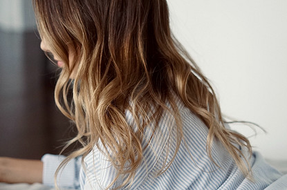 4 правила ухода за волосами зимой (не делай этих ошибок)