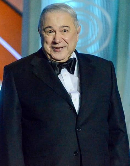 Евгений Петросян оправдался за слова о смерти Джигарханяна