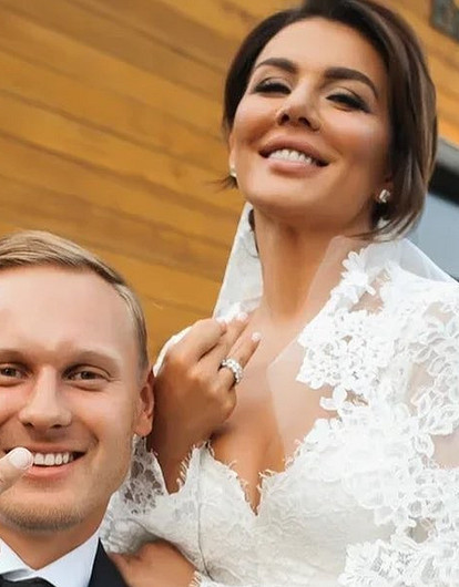 Анна Седокова и Янис Тимма: история любви яркой пары 2020 года