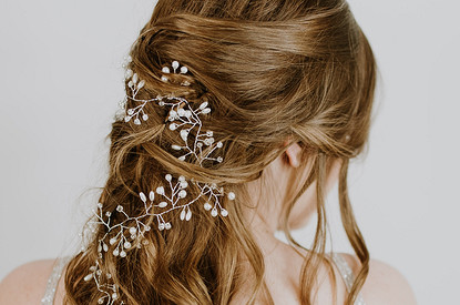 Стоит попробовать: новогодние прически для разных знаков зодиака