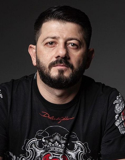 «Впервые попробовал безвкусные эклеры»: Михаил Галустян перенес коронавирус