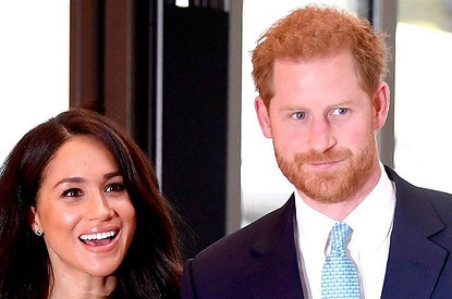 Меган Маркл и принц Гарри опубликовали необычную рождественскую открытку с сыном