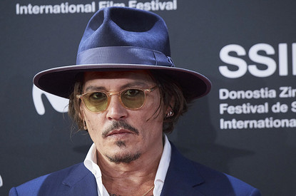 Джонни Депп добивается справедливости в суде после обвинения в домашнем насилии над Эмбер Херд