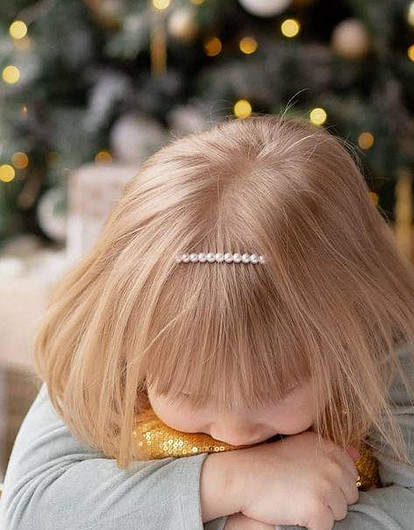 Детский сон в новогодние праздники: что нужно знать и к чему готовиться