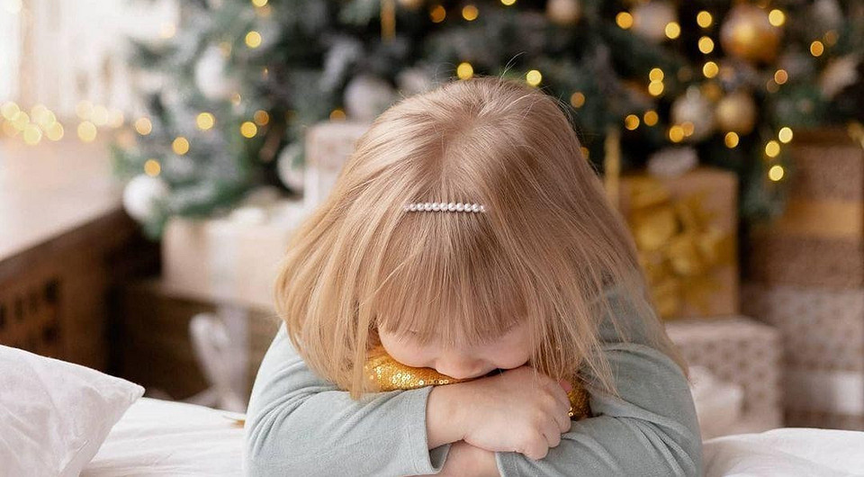 Детский сон в новогодние праздники: что нужно знать и к чему готовиться