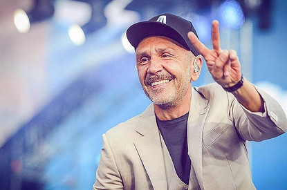 Сергей Шнуров лишился статуса святого в церкви Летающего макаронного монстра