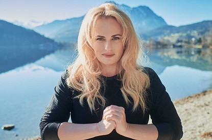 «Едва не умерла»: похудевшая на 30 кг Ребел Уилсон рассказала о смертельной болезни