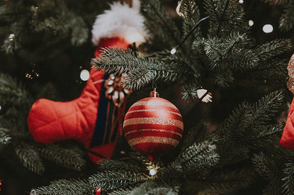 Идеи новогоднего декора 2021: как украсить дом к празднику