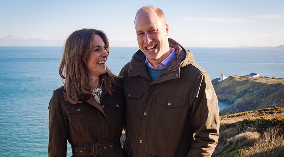 Кейт Миддлтон и принц Уильям отправились в рождественский тур по Великобритании