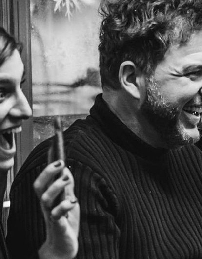 «Смотреть и медитировать»: Максим Виторган и Нино Нинидзе сделали романтичный кадр в горах Омана