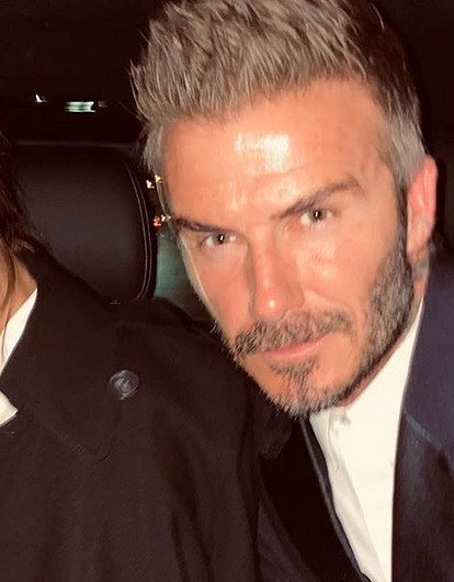 Дэвид Бекхэм показал архивные семейные фото в День Святого Валентина