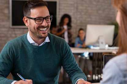 8 психологических уловок, которые помогут очаровать будущего работодателя