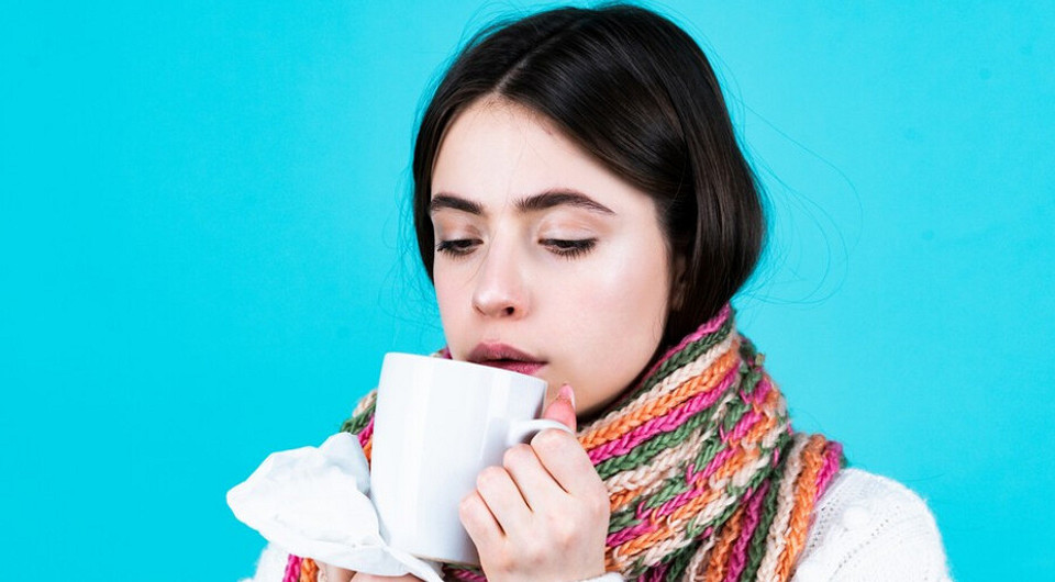 8 продуктов, которые нельзя есть при простуде (и 4 вредных напитка)