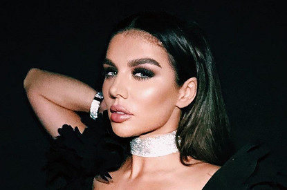 Анна Седокова впервые в жизни отстригла челку (видео)