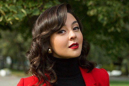 Звезда Comedy Club Марина Кравец намекнула на беременность (видео)