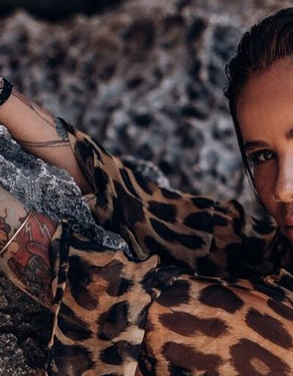 «Никто не любил Алену так, как я»: Айза Анохина рассказала о своих отношениях с Водонаевой (видео)