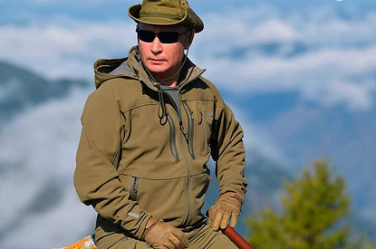 Из фразы Владимира Путина «бабки-то где» сделали мем (на случай важных переговоров)