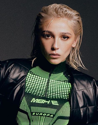 Настя Ивлеева потратила почти 90 тысяч на лобстера в Куршавеле (видео)