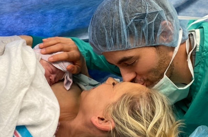 Энрике Иглесиас и Анна Курникова дали новорожденной дочери русское имя