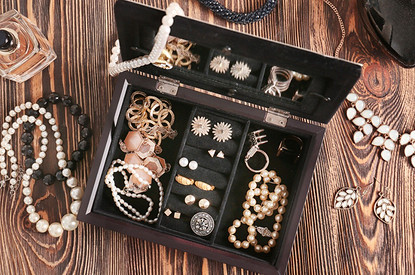 Ювелирный этикет: что, как и куда носить