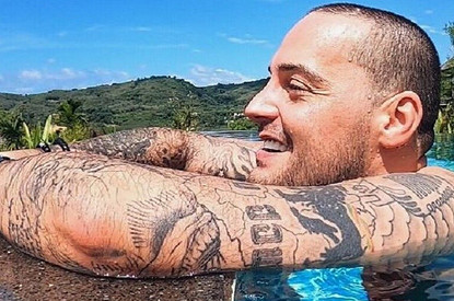 После нервного срыва в Таиланде Гуф перестал скрывать свою новую девушку