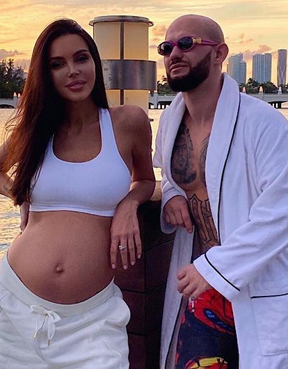 СМИ: Оксана Самойлова и Джиган в четвертый раз стали родителями