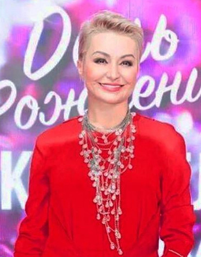 Катя Лель кардинально сменила имидж (ее вдохновил Жан-Поль Готье)