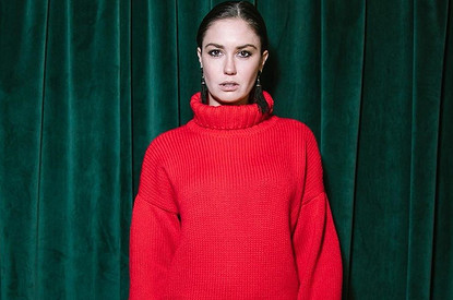 После объявления о разводе Агата Муцениеце зажгла на праздновании дня рождении Дакоты (видео)