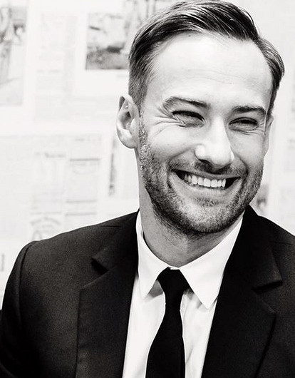 Дмитрий Шепелев разделся и потроллил ведущего, заменившего его в шоу «На самом деле»