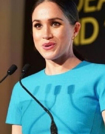 Меган Маркл после финальной встречи с Виндзорами назвала их странными (рада, что уехала)