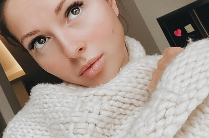 «Весеннее настроение»: Нюша стала блондинкой (и это не парик)