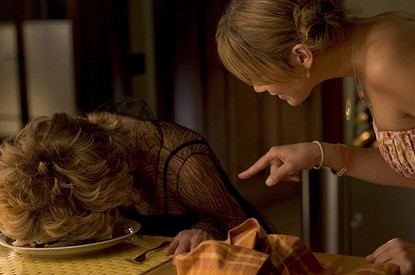 4 способа быстро поставить свекровь на место, когда она нагло лезет в вашу семейную жизнь