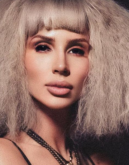 «Принадлежу только своим детям»: Светлана Лобода показала фото с подросшими дочерьми