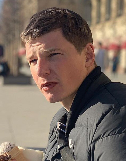 Андрея Аршавина запечатлели с новой пассией после заявления в суд на Барановскую