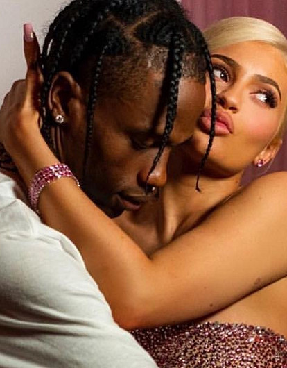 Кайли Дженнер вновь сошлась с Трэвисом Скоттом