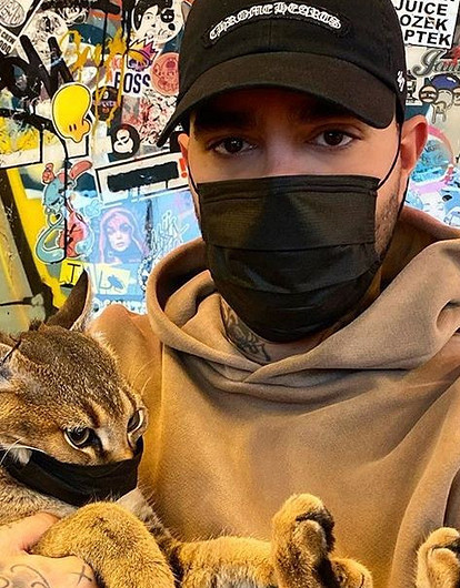 Тимати сделал «антикоронавирусную» зажигалку («я у мамы инженер»)