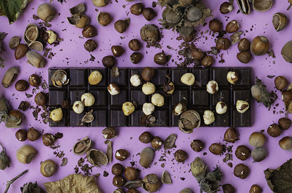 Орехи, шоколад и еще 8 продуктов, содержащих магний в большом количестве