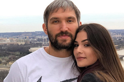 Анастасия Шубская рассекретила пол второго ребенка от Овечкина