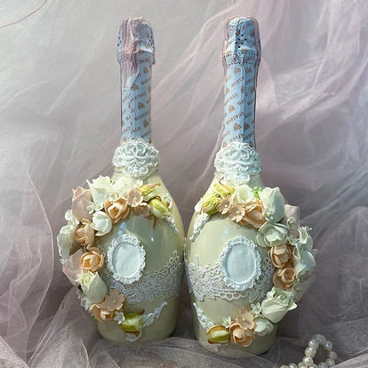 Делаем оформление стеклянных бутылок шампанского на свадьбу