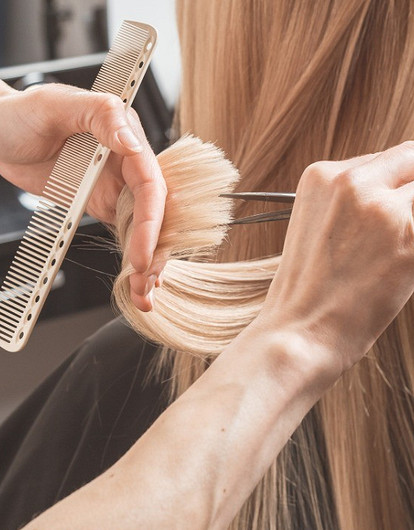 Тренд этой весны: асимметричные женские стрижки (7 вариантов, после которых ты пойдешь записываться к мастеру)