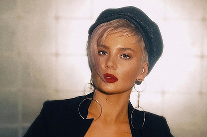 Дочь Валерии показала паспорт с новым именем (взяла псевдоним)