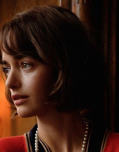 Ольга Зуева поздравила женщин с праздником беременным фото