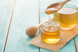 Обертывание для похудения: 9 действенных рецептов с медом в домашних условиях