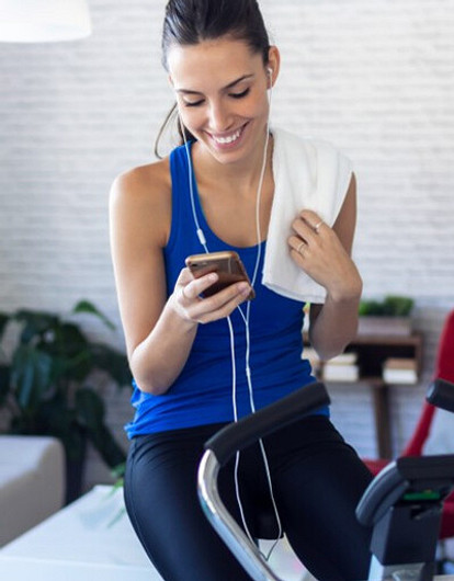 Поможет ли велотренажер для похудения (и как правильно заниматься)